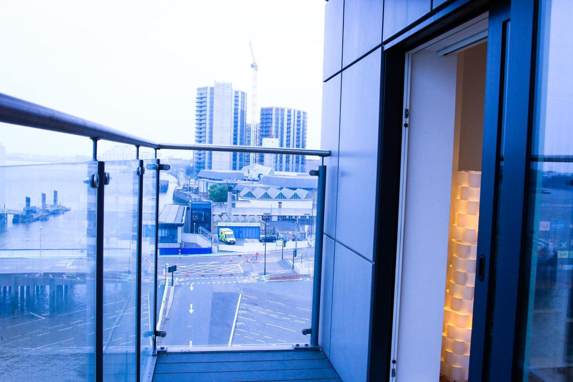 Fezza Luxury Apartment 伦敦 外观 照片